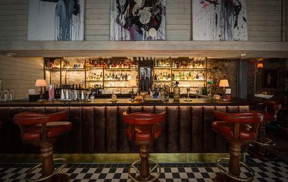 First peek inside El Gato Negro Tapas – and it really is quite stunning