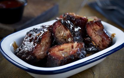 Smokin: Red's True Barbecue opens off Albert Square