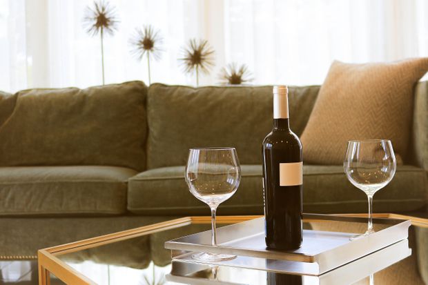 Enjoy the luxury of a wine tasting experience from home with Club Vino