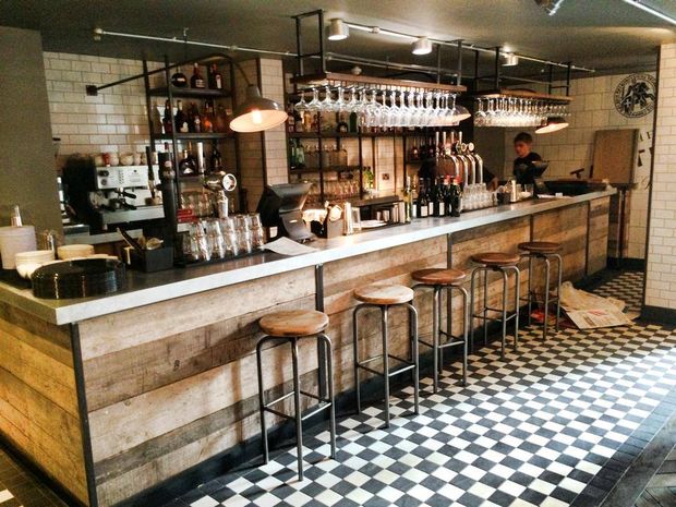 Beef and Pudding dining pub opens with a £98 rib roast