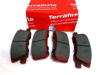 Rear Ceramic Brake Pad Set, MK 302mm (J3BM47542/68028671AA / JM-05409/E / Terrafirma)