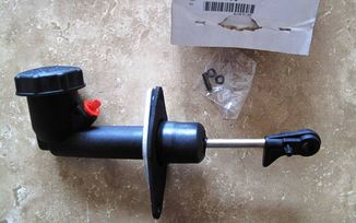 Clutch Master Cylinder (Wrangler YJ) (4636865 / JM-00011 / Crown Automotive)