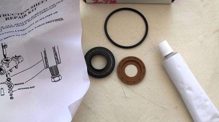 Steering Gear Seal Kit 4886349AA fits 97-02 Jeep TJ, XJ, ZJ main image 1