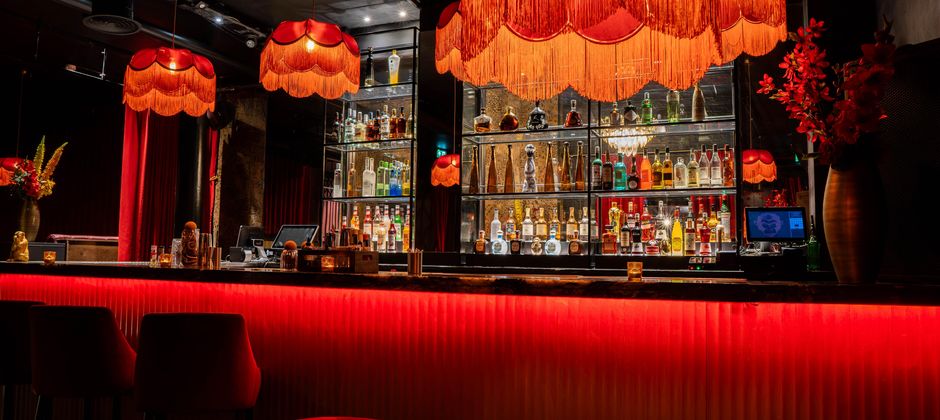WHERE DINNER MEETS NIGHTLIFE: MNKY HSE Lounge now open