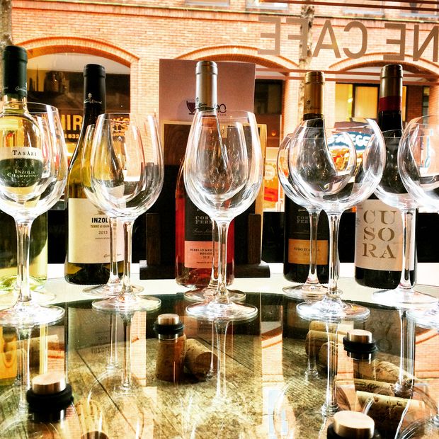 WIN: Wine Tasting Selezione at Veeno Wine Café