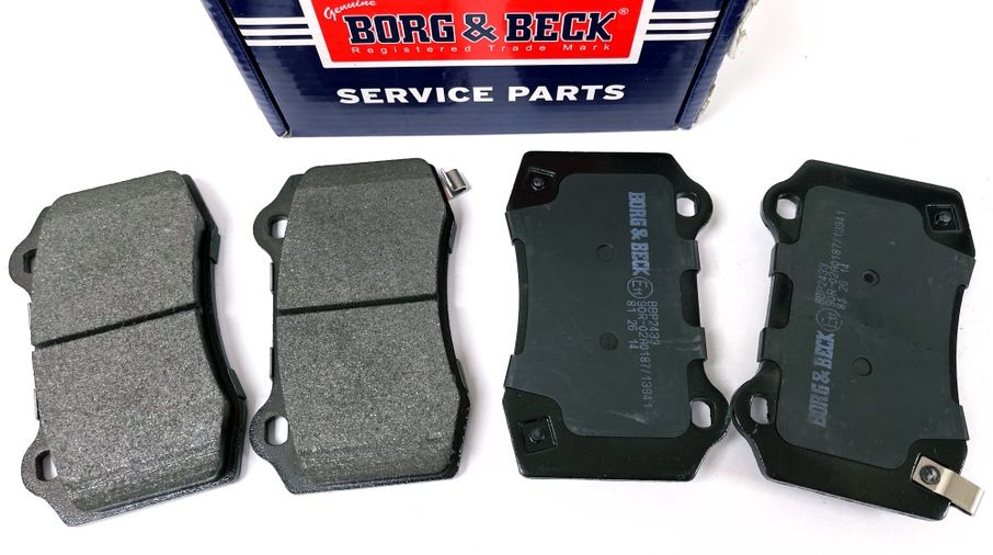 Brake Pad Set, Rear, WK SRT8 (68003610AA / JM-06262 / Allmakes 4x4)