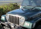 SOLD - Jeep Wrangler: 4.0L Sahara 2000 (W558 XNM)