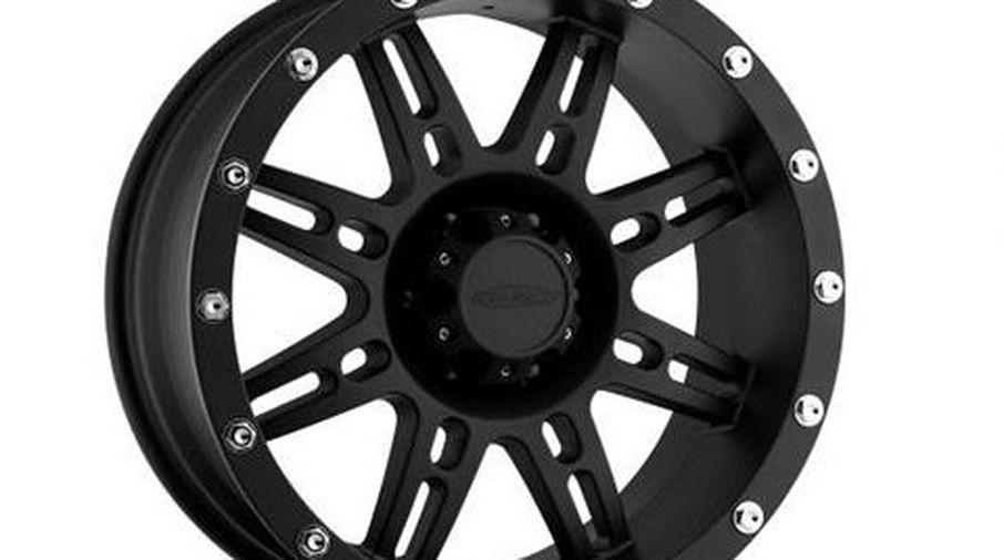 Series 7031 Alloy Wheel, 16X8 Black (7031-6865 / JM-02517 / Pro Comp)