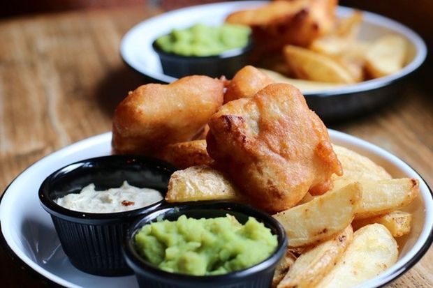 Hip Hop Chip Shop crowdfunding also helps the homeless