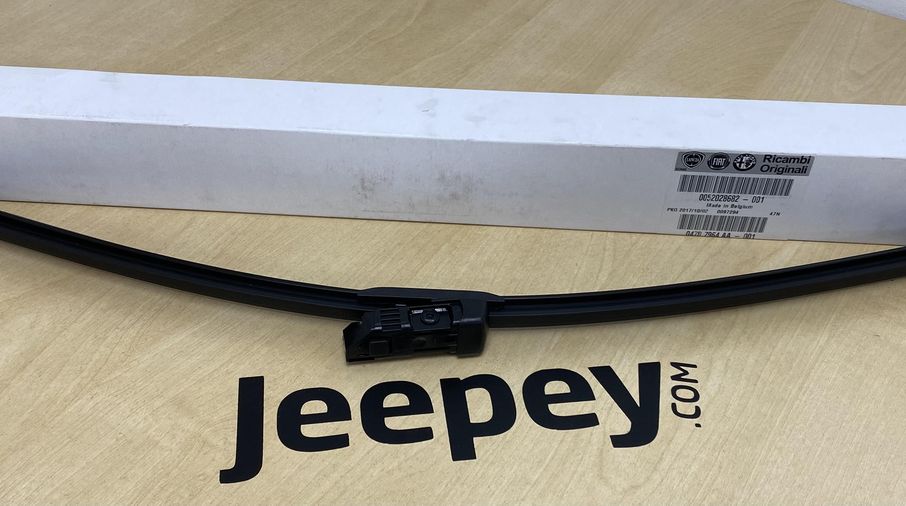 Wiper Blade, Front, RH, Renegade (52028682 / JM-05847/GB / Mopar)