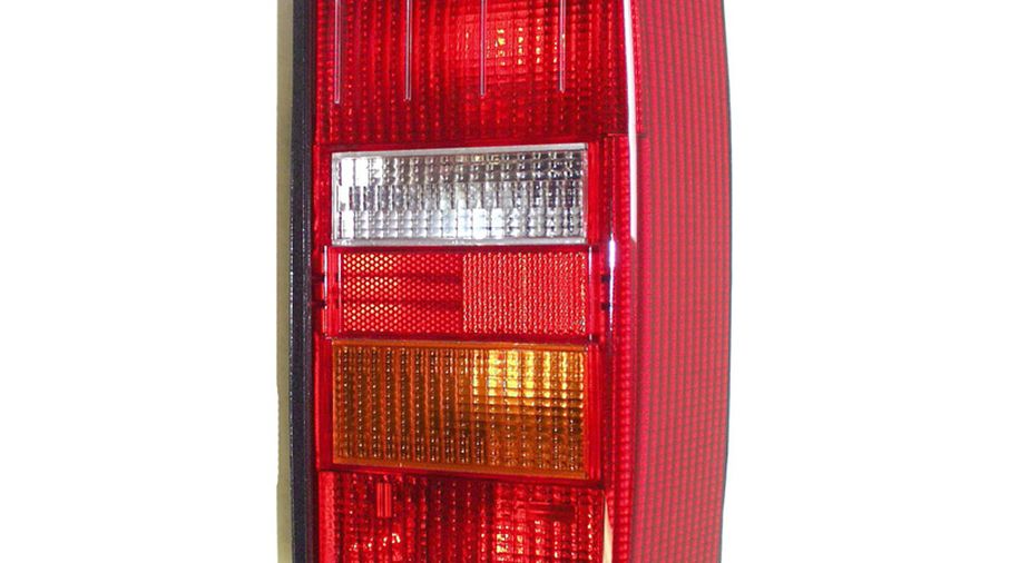 Tail Light (Europe-Right) (4720498 / JM-03965 / Crown Automotive)