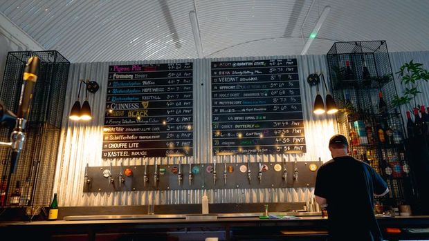NOW OPEN: New 'beer parlour' Pigeon Beer Wanderer lands in Manchester 
