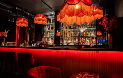 WHERE DINNER MEETS NIGHTLIFE: MNKY HSE Lounge now open