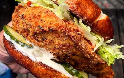 BIG GRILLIE’S PROUD FEAST AT REFUGE COME AS YOU ARE WEEKENDER