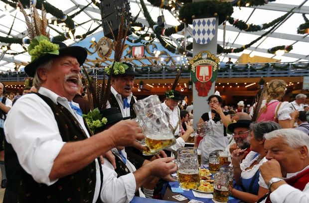 ALL HANS TO THE PUMPS – dig out your lederhosen for the Albert Square Bierfest