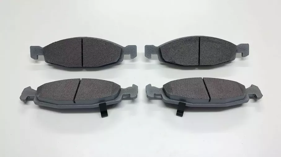 Brake Pad Set Ceramic (Front)  WJ/WG (5018592AA / JM-07397 / Allmakes 4x4)