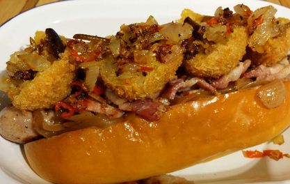 SPLENDID’S SPOOKTACULAR HALLOWIENER DOG FEATURES REAL CRICKETS AND MEAL WORMS! 