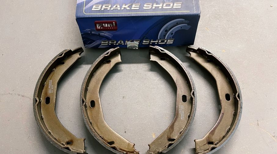 Parking Brake Shoe & Lining, WJ (5011988AB / JM-06300/E / Allmakes 4x4)