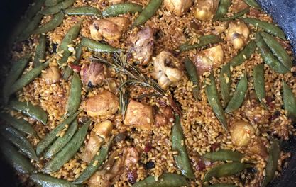 The soccarat season is back – that’s why we support Valencia Paella