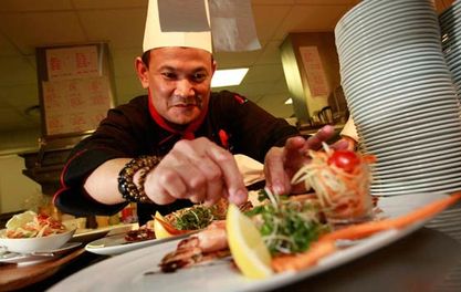 Treat Dad to a Thai Cookery Lesson