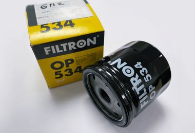 Oil Filter 3.8 / 2.4L (4105409AB / JM-06112 / Allmakes 4x4)