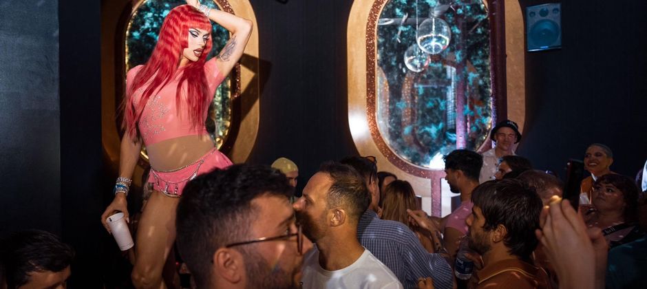 A VIBRANT AFFAIR: MAYA launches Burlesque Supper Clubs this autumn